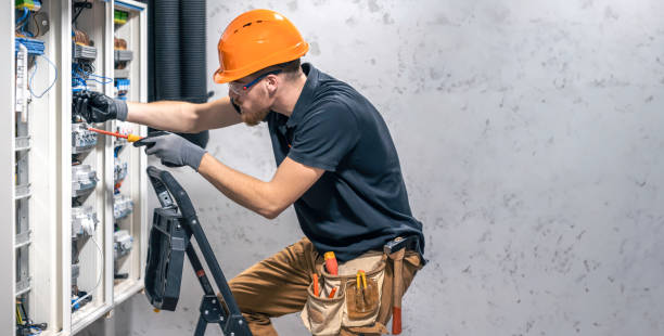 Best Local Electrician Companies  in Lower Grand Lagoon, FL